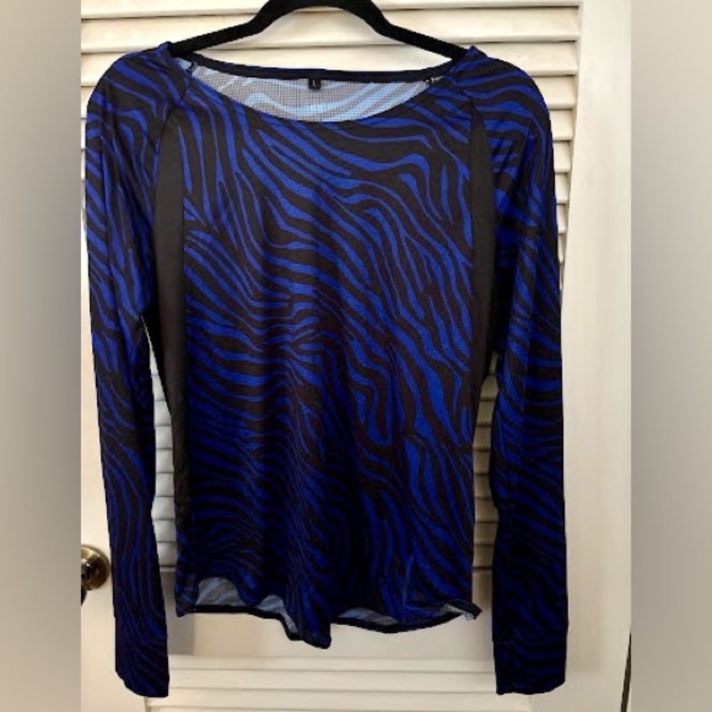 Older vibrant print running top, Moving Comfort, L